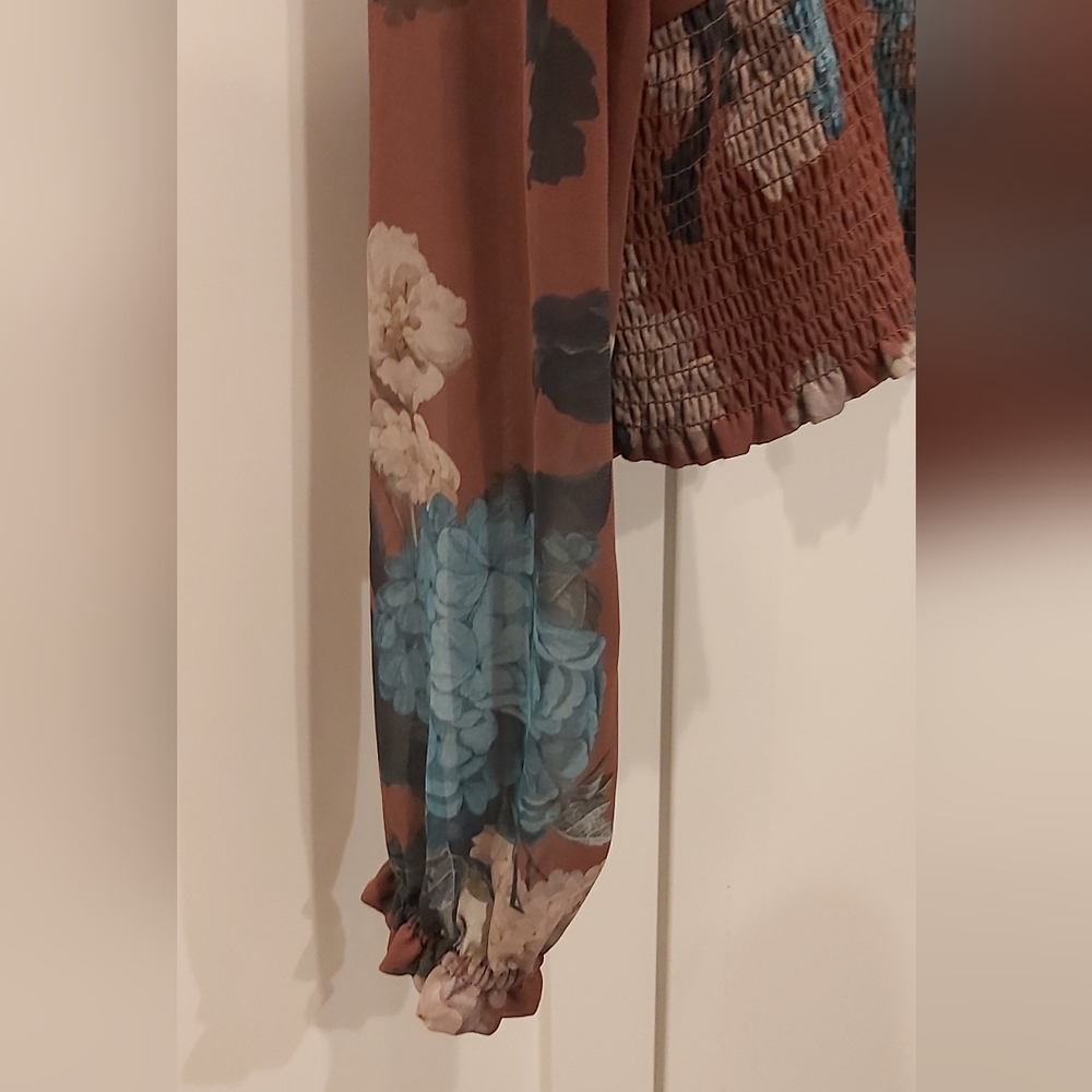 ARITZIA Wilfred Wistful Floral Top - Picture 9 of 11